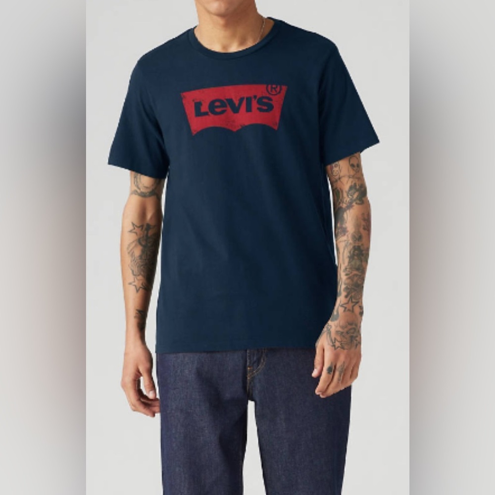 Levi’s Housemark Batwing Logo Graphic T-shirt